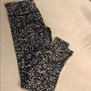 Lululemon size 4 full length leggings